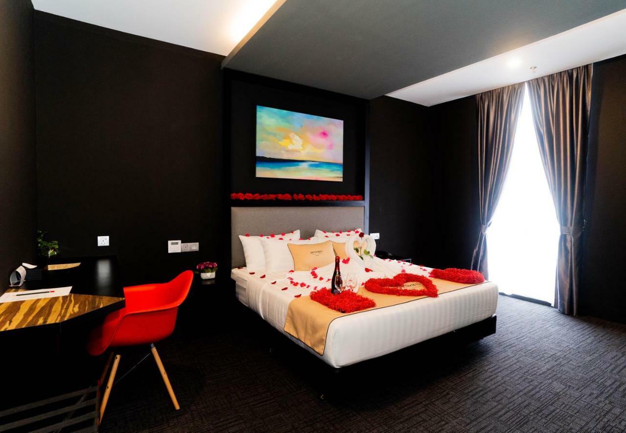 Artworks Hotel Ipoh Esterno foto