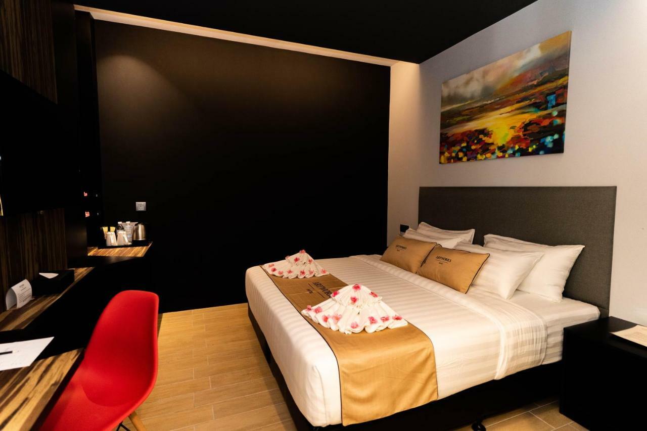 Artworks Hotel Ipoh Esterno foto