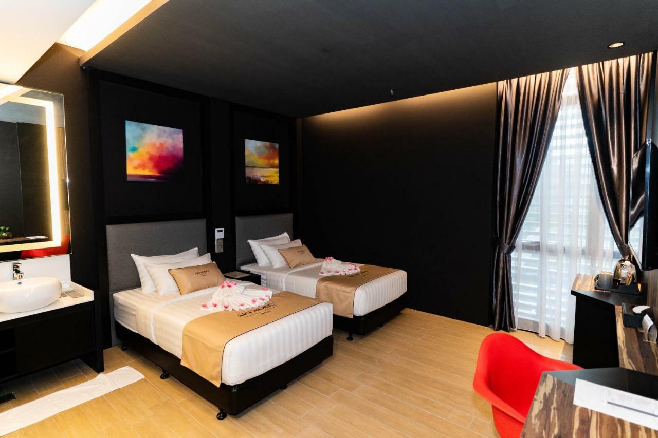 Artworks Hotel Ipoh Esterno foto