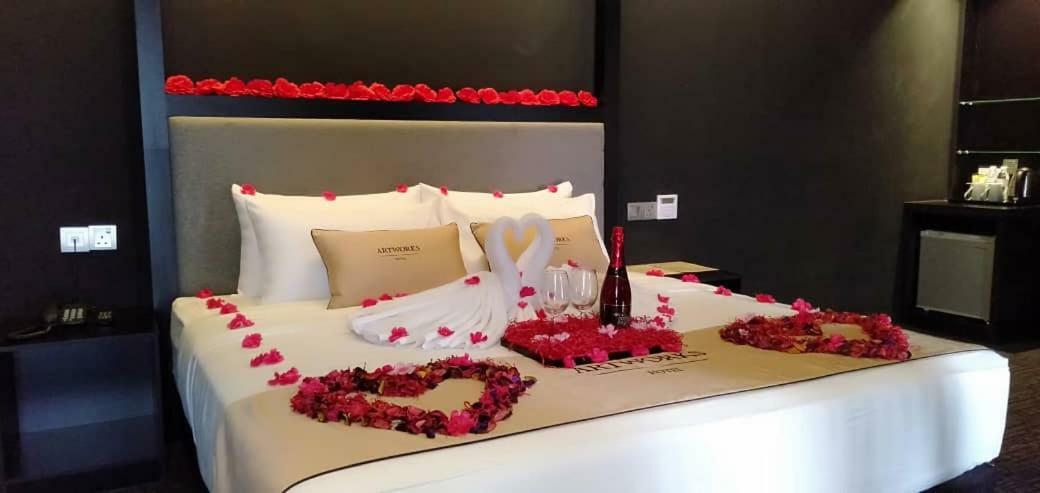 Artworks Hotel Ipoh Esterno foto